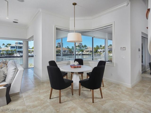 4419 Crayton RD, Naples, FL 34103