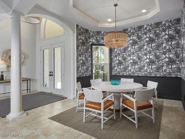 4419 Crayton RD, Naples, FL 34103