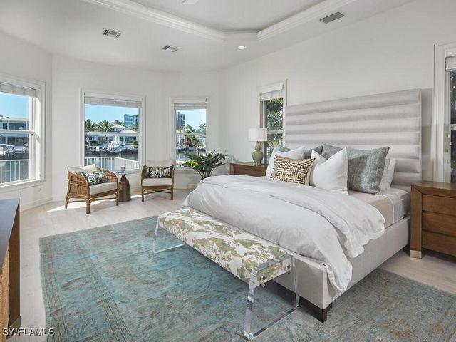 4419 Crayton RD, Naples, FL 34103