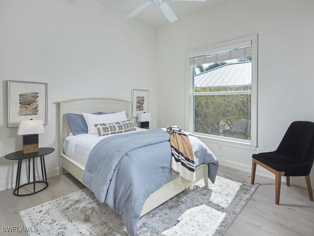 4419 Crayton RD, Naples, FL 34103