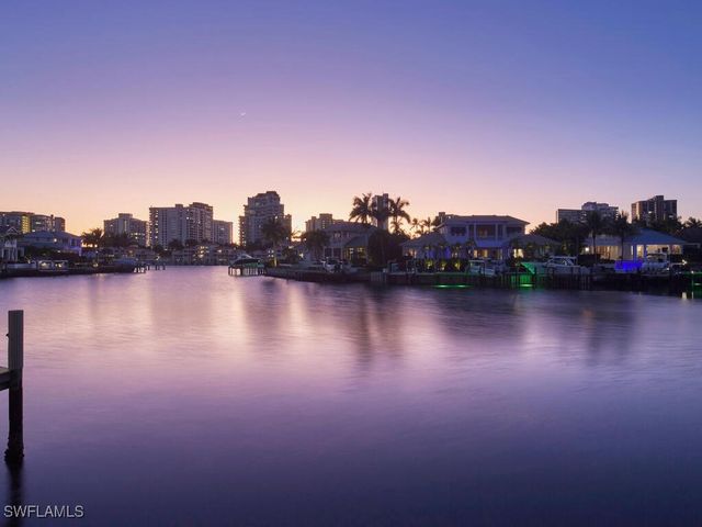 4419 Crayton RD, Naples, FL 34103