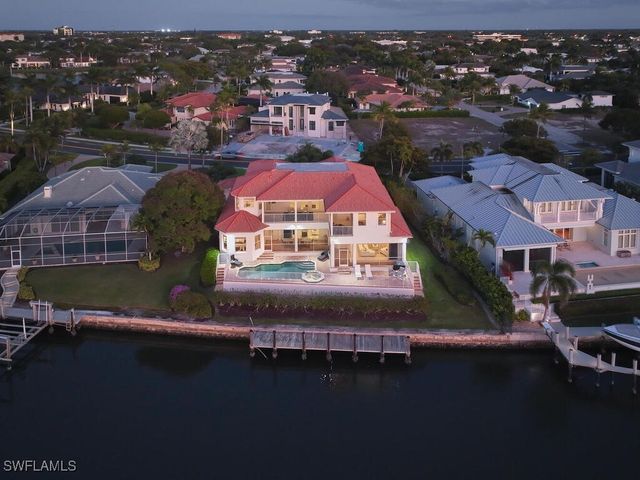 4419 Crayton RD, Naples, FL 34103