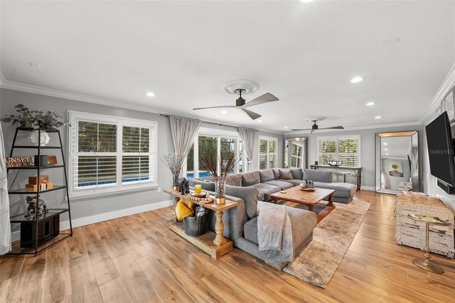 1511 S SHERIDAN FOREST DRIVE, Tampa, FL 33629