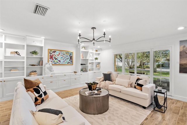1511 S SHERIDAN FOREST DRIVE, Tampa, FL 33629