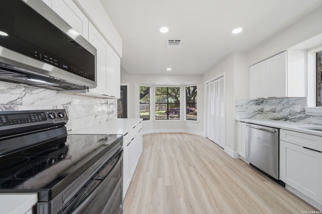 7738 Crooked Road St, San Antonio, TX 78254