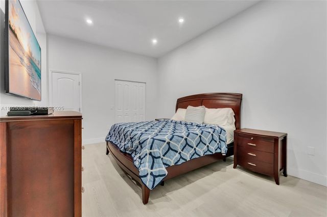 20903 Leeward Ct 314-1, Aventura, FL 33180