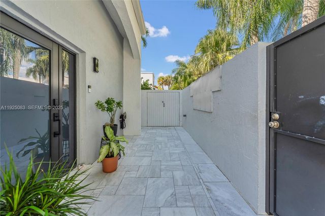 20903 Leeward Ct 314-1, Aventura, FL 33180