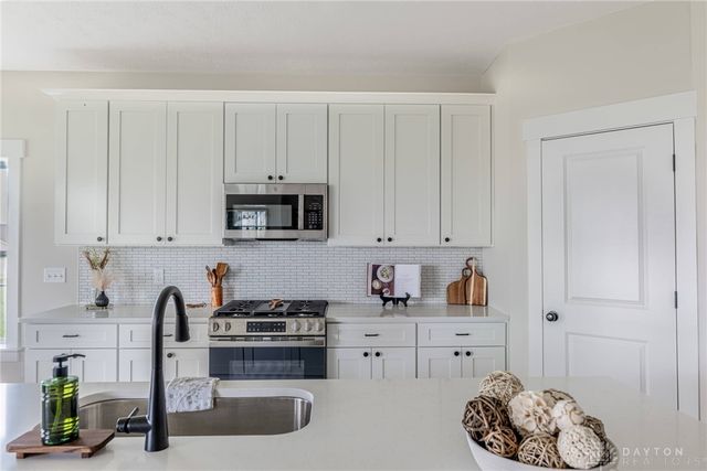 2102 High Wheel Drive, Xenia, OH 45385