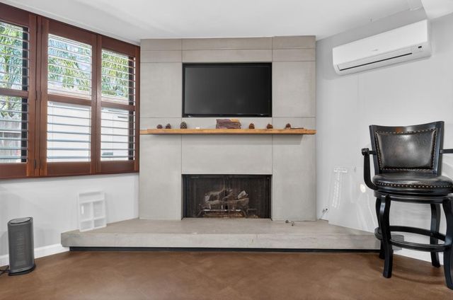 2612 Stonehaven Dr, Sacramento, CA 95827