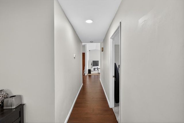 2612 Stonehaven Dr, Sacramento, CA 95827