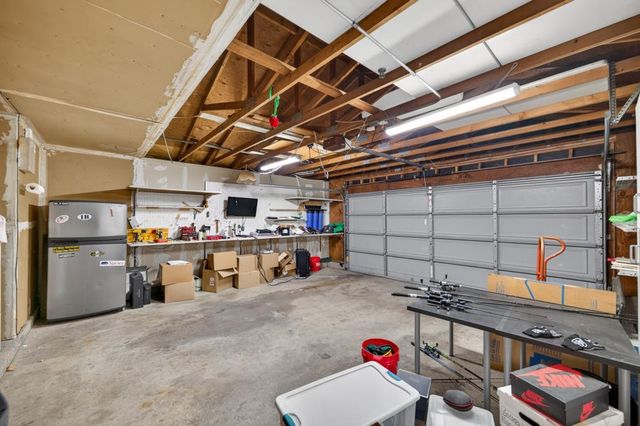 2612 Stonehaven Dr, Sacramento, CA 95827