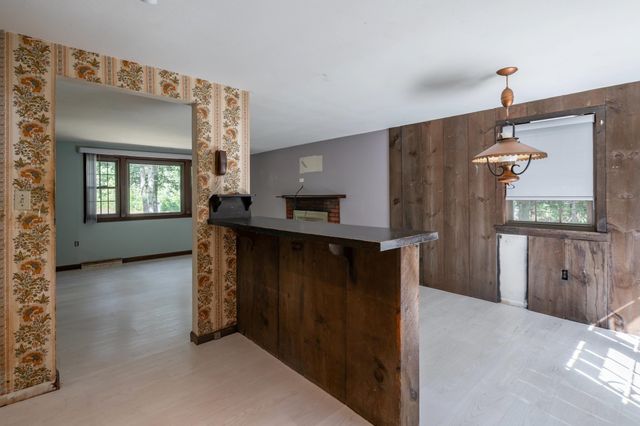 244 Hedges Pond Road, Plymouth, MA 02360