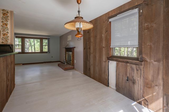 244 Hedges Pond Road, Plymouth, MA 02360