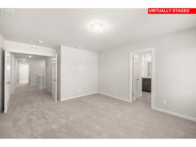23818 Sw Pensacola Ter, Tualatin, OR 97062