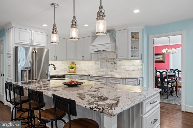 7821 OLD DOMINION DR, Mclean, VA 22102