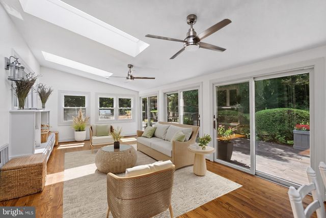 7821 OLD DOMINION DR, Mclean, VA 22102