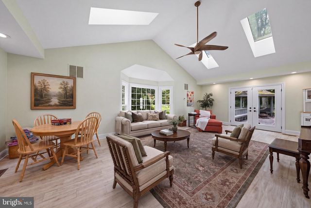 7821 OLD DOMINION DR, Mclean, VA 22102