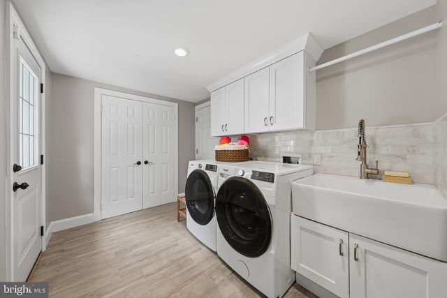 7821 OLD DOMINION DR, Mclean, VA 22102