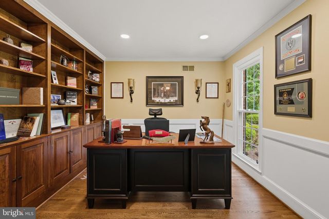 7821 OLD DOMINION DR, Mclean, VA 22102