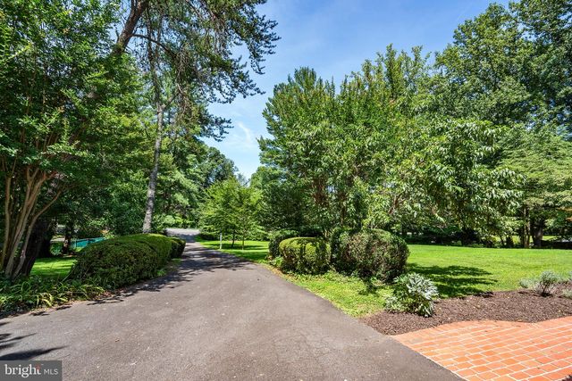7821 OLD DOMINION DR, Mclean, VA 22102