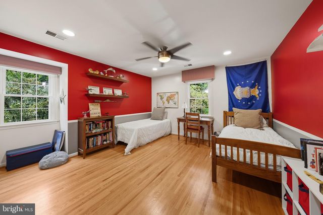 7821 OLD DOMINION DR, Mclean, VA 22102