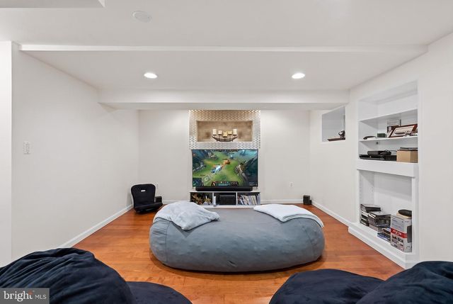 7821 OLD DOMINION DR, Mclean, VA 22102