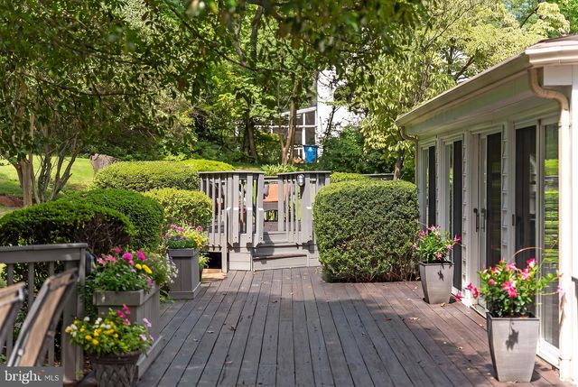 7821 OLD DOMINION DR, Mclean, VA 22102