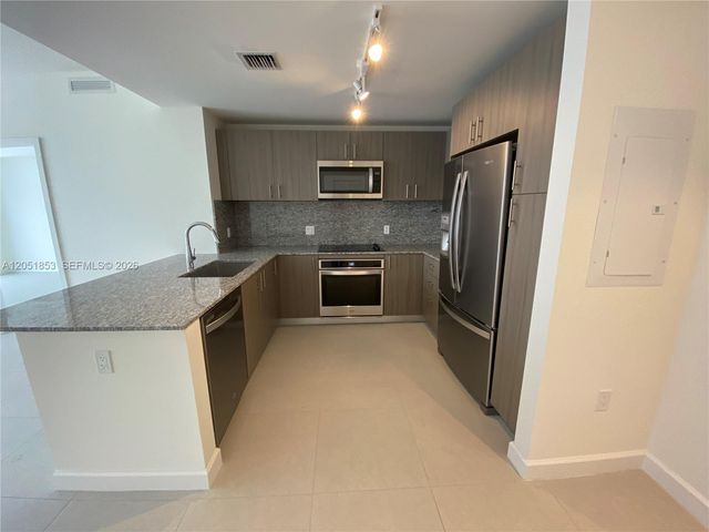5350 NW 84th Avenue 706, Doral, FL 33166