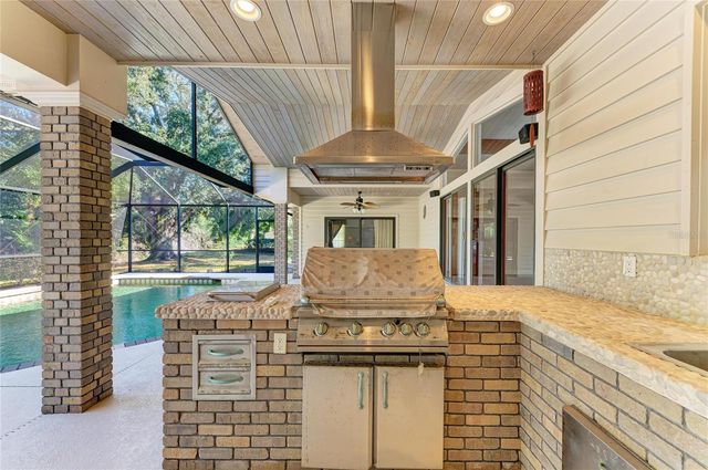 5668 COUNTRY LAKES DRIVE, Sarasota, FL 34243