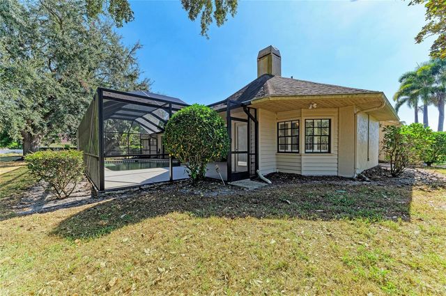 5668 COUNTRY LAKES DRIVE, Sarasota, FL 34243