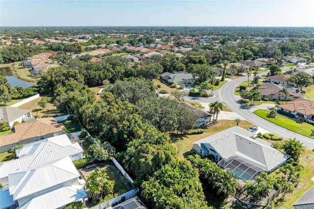 5668 COUNTRY LAKES DRIVE, Sarasota, FL 34243