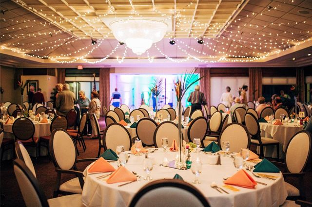 5668 COUNTRY LAKES DRIVE, Sarasota, FL 34243