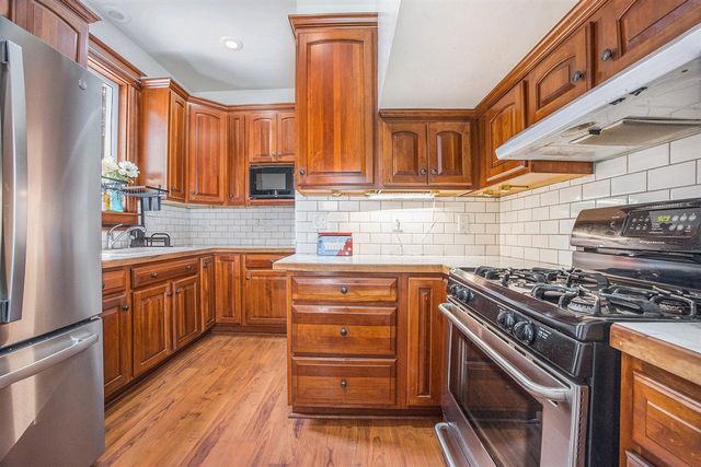 612 N Barnard Street, Greenville, MI 48838