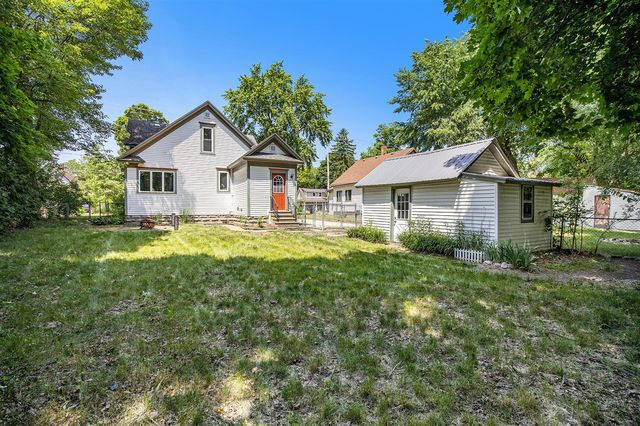 612 N Barnard Street, Greenville, MI 48838