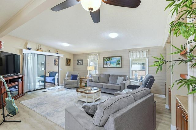 6222 FALCON DRIVE, Englewood, FL 34224