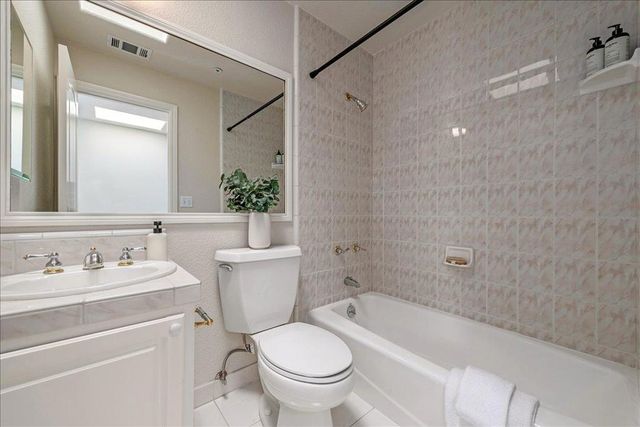 1354 Sherman Avenue, Menlo Park, CA 94025