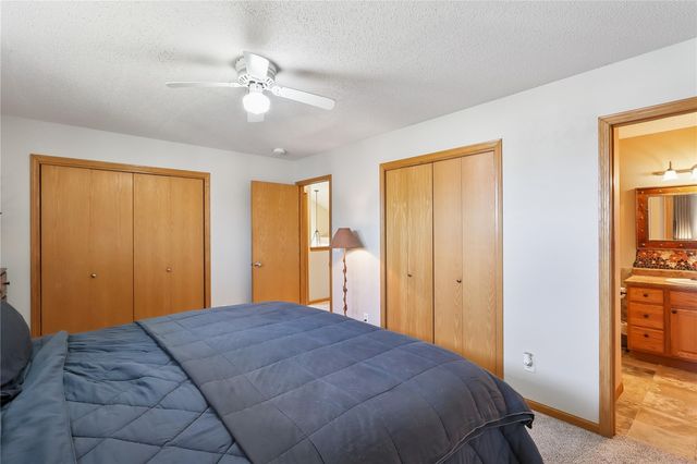 580 Avalon Place, Coralville, IA 52241