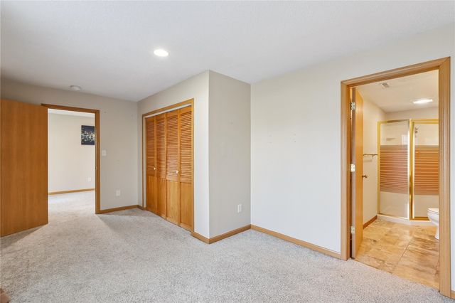 580 Avalon Place, Coralville, IA 52241