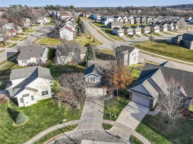 580 Avalon Place, Coralville, IA 52241