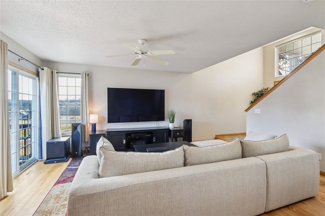 580 Avalon Place, Coralville, IA 52241