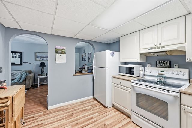 59 School St B2, Northborough, MA 01532
