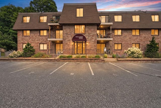 59 School St B2, Northborough, MA 01532
