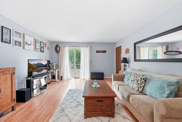 59 School St B2, Northborough, MA 01532