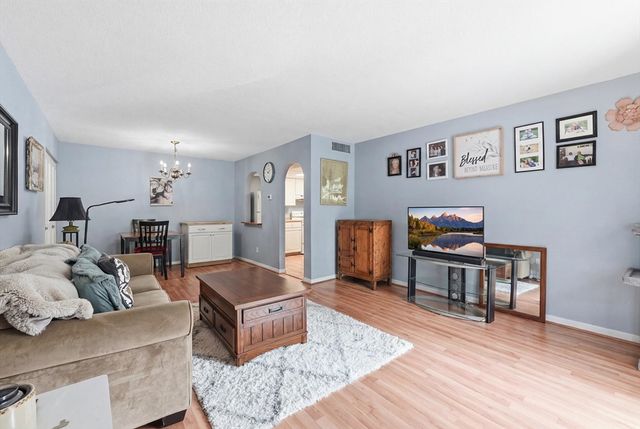 59 School St B2, Northborough, MA 01532