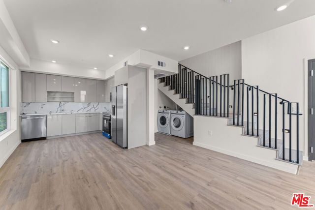 3105 Bellevue Avenue 401, Los Angeles, CA 90026