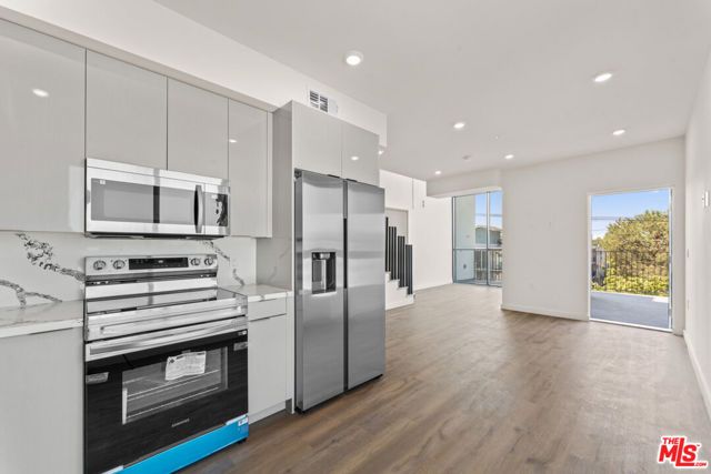 3105 Bellevue Avenue 401, Los Angeles, CA 90026