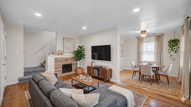 6740 Wicker, Hammond, IN 46323