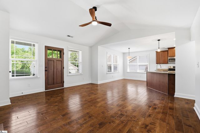 27 Macle Court, Travelers Rest, SC 29690