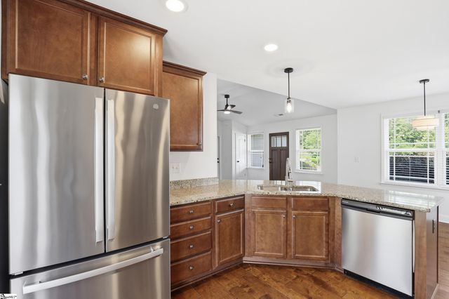 27 Macle Court, Travelers Rest, SC 29690