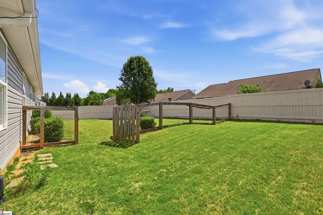 27 Macle Court, Travelers Rest, SC 29690